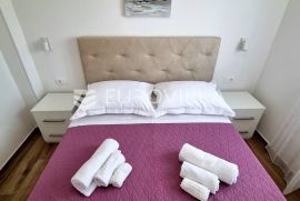 Trogir, moderan stan s pogledom na mirnoj lokaciji, Trogir, Appartement