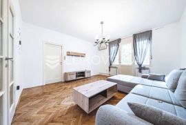 Zagreb, Donji Grad, prostran trosoban stan NKP 100 m2, Zagreb, Appartement