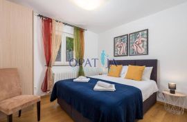 Opatija-prekrasan stan sa vrtom i pogledom 130 m2, Opatija, Flat