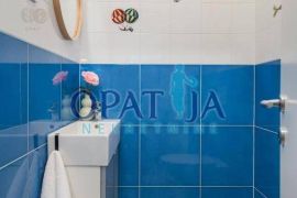 Opatija-prekrasan stan sa vrtom i pogledom 130 m2, Opatija, Apartamento