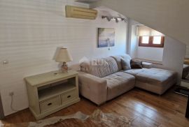 RIJEKA, CENTAR - najam stana u strogom centru, Rijeka, Appartment