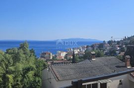 OPATIJA, CENTAR - stan prizemlje 172m2 s pogledom na more wellnessom i teretanom K2, Opatija, Wohnung