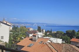 OPATIJA, CENTAR - stan prizemlje 172m2 s pogledom na more wellnessom i teretanom K2, Opatija, Wohnung