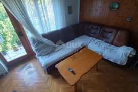 RIJEKA, ČAVLE - stan/etaža 65,80 m2 sa garažom, prilika!, Čavle, Appartment