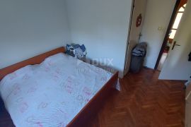 RIJEKA, ČAVLE - stan/etaža 65,80 m2 sa garažom, prilika!, Čavle, Appartment