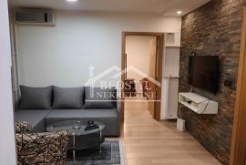 Zemun - Centar - 2.5, parking ID#18468, Zemun, Apartamento