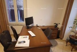 Poslovni prostor Prodaje se poslovni prostor od 40m2, Pula, Propiedad comercial