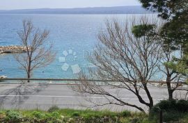 KUĆA - GRAĐEVNA PARCELA, 1. RED DO PLAŽE, Dugi Rat, Haus