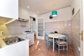 Oaza s liftom kod Sheratona!, Donji Grad, Apartamento