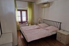 RIJEKA CENTAR STAN NA SAMOM KORZU - NAJAM, Rijeka, Appartement