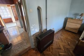 Seosko imanje sa 5 legalnih objekata i 3.711m² okućnice, Bedekovčina, House