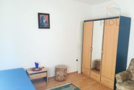 Trosoban stan 70 m2 - visoko prizemlje - Vij. I. Česmičkog, Osijek, Wohnung