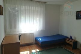 Trosoban stan 70 m2 - visoko prizemlje - Vij. I. Česmičkog, Osijek, Appartement