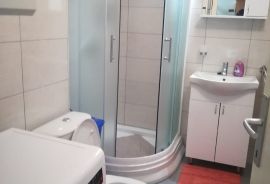 Trosoban stan 70 m2 - visoko prizemlje - Vij. I. Česmičkog, Osijek, Apartamento