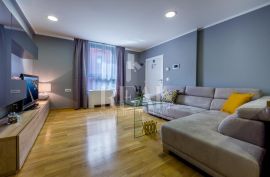 SAMO KOD NAS Stan 74 m2,2S+DB, Rijeka, Appartamento