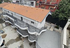 Dvosobni stan u centru Crikvenice, Crikvenica, Flat