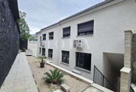 Dvosobni stan u centru Crikvenice, Crikvenica, Apartamento