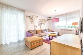 Zagreb, Jarun, četverosobni stan 84 m2 u visokom prizemlju, Zagreb, Appartement