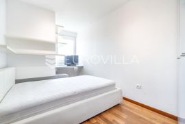 Zagreb, Trešnjevka, Adžijina prekrasan dvosoban stan 50m2, Zagreb, Appartment