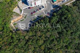 Martinkovac, veliki građevinski teren od 1175m2 s pogledom na more., Rijeka, أرض