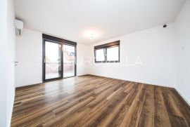 Zagreb, Stenjevec, trosoban penthouse NKP 66 m2, NOVOGRADNJA, Zagreb, Appartamento