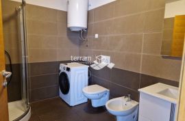 Istra, Ližnjan, prekrasan stan na I. katu 2SS+DB, 80m2, parking, lift! #prodaja, Ližnjan, Flat