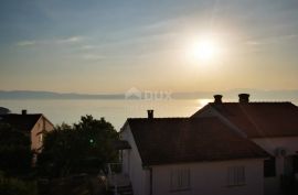 OTOK KRK, NJIVICE - 3-sobni apartman s pogledom na more, Omišalj, Wohnung