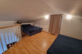 OTOK KRK, NJIVICE - 3-sobni apartman s pogledom na more, Omišalj, Wohnung