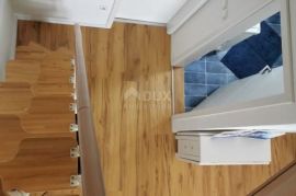 OTOK KRK, NJIVICE - 3-sobni apartman s pogledom na more, Omišalj, Appartment