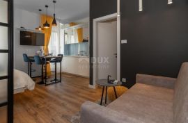 RIJEKA, CENTAR - Novouređen 2S+DB, 75 m2, Rijeka, Daire