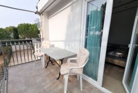 ISTRA, ROVINJ - Apartmanska kuća na samo 40m od mora!, Rovinj, Maison