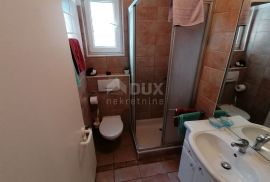 ISTRA, ROVINJ - Apartmanska kuća na samo 40m od mora!, Rovinj, Maison