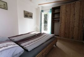 ISTRA, ROVINJ - Apartmanska kuća na samo 40m od mora!, Rovinj, Maison