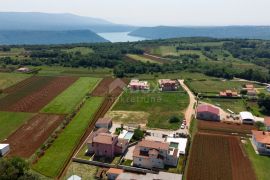 ISTRA, BARBAN - Građevinsko zemljište na mirnoj lokaciji!, Barban, Tierra