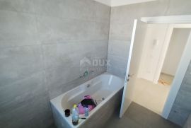 ISTRA, PULA - Penthouse u novogradnji na sjajnoj lokaciji, Pula, Flat