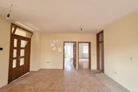 4S-stan u Dubravi, spremište, PM, 131m2, Donja Dubrava, Appartment