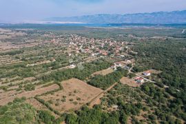 POLJICA GRAĐEVINSKO ZEMLJIŠTE 1000 m2, Nin, Γη