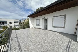 PRILIKA!! Apartman sa prekrasnim pogledom na more, Crikvenica, Daire