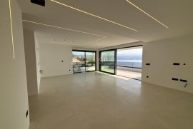 LUKSUZAN STAN, 144 m2,  S POGLEDOM (NOVOGRADNJA), Opatija, Wohnung