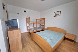 Investicijska prilika - Šilo (kuća s 5 apartmana), Dobrinj, Casa