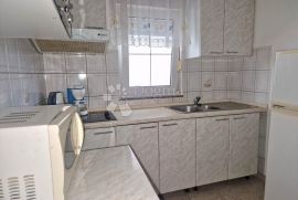 Investicijska prilika - Šilo (kuća s 5 apartmana), Dobrinj, Haus