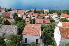 Stan 100m2 s okućicom, Crikvenica, Flat