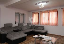 Rijeka, komforan stan na traženoj lokaciji, Rijeka, Appartment