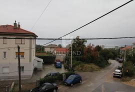 Rijeka, komforan stan na traženoj lokaciji, Rijeka, Appartment