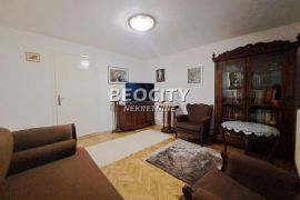 Vračar, Hram Svetog Save, Hadži Melentijeva, 3.0, 68m2, Vračar, Appartment