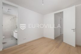 Opatija, trosoban stan NKP 104 m2 u novogradnji, Opatija, شقة