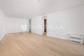 Opatija, moderan trosoban stan NKP 92 m2 u novogradnji, Opatija, Stan