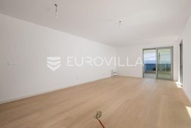 Opatija, moderan trosoban stan NKP 119 m2 u novogradnji, Opatija, Stan