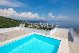 Opatija, atraktivan penthouse s bazenom NKP 367 m2 NOVOGRADNJA, Opatija, Stan