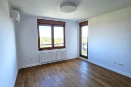 Kalvarija, lux, 46m2, 2.0, VI, cg, lift, garaža ID#1780, Zemun, Apartamento